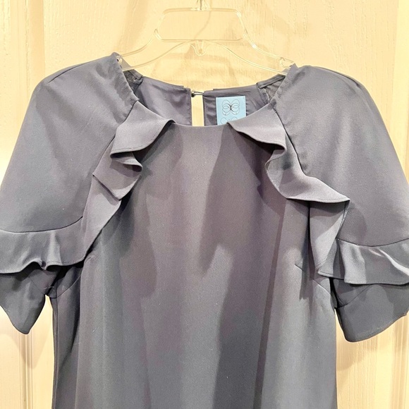 CeCe navy blue shift dress with bottom hem ruffle and ruffle at clavicle size 8 - Picture 2 of 4